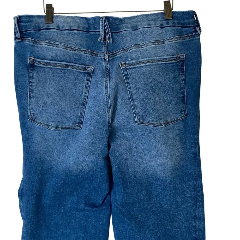 GOOD AMERICAN Always Fits Good Legs Straight Jeans in Indigo316, Size 14-18 - Picture 9 of 13